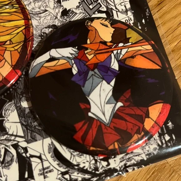 Button Set - Picture 5 of 6